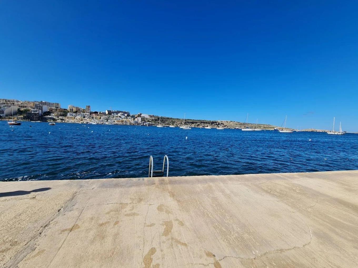 Sea View Apartment In St Paul'S Bay 圣保罗湾城 外观 照片